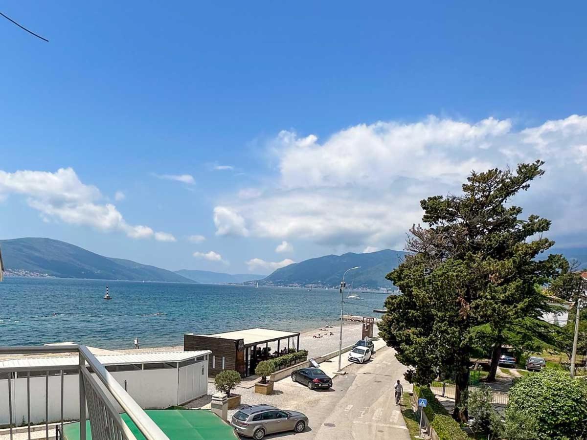 Apartments Infinity Tivat Exterior foto